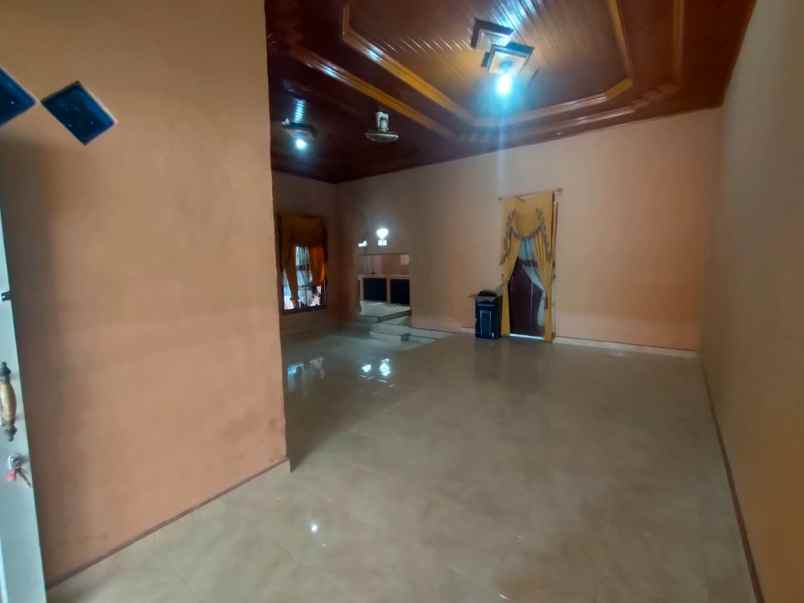 dijual rumah btn lintas asri blok g no 50