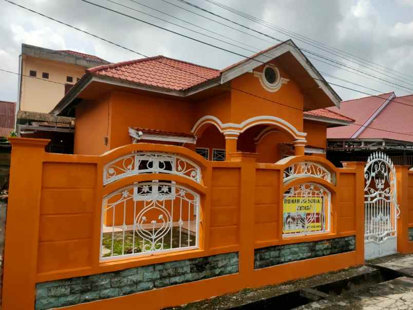 dijual rumah btn lintas asri blok g no 50
