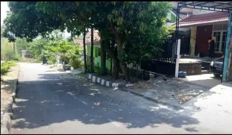 dijual rumah bukit kencana jaya