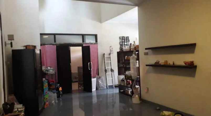 dijual rumah bukit sari