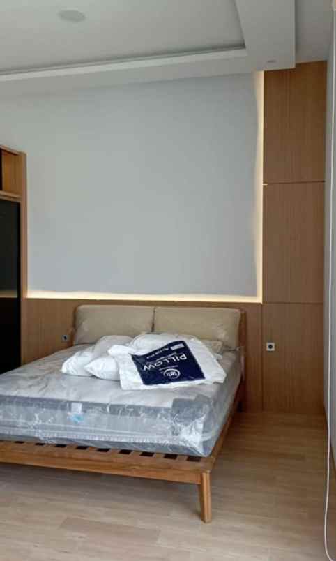 dijual rumah bukit sari