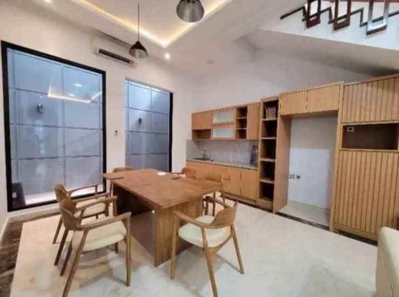 dijual rumah bukit sari