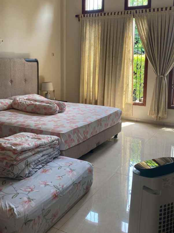 dijual rumah bulusan