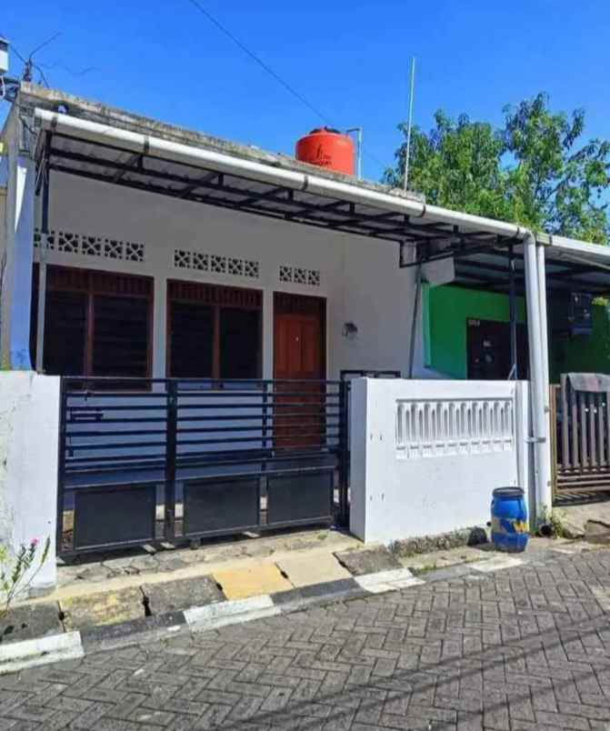 dijual rumah bulustalan