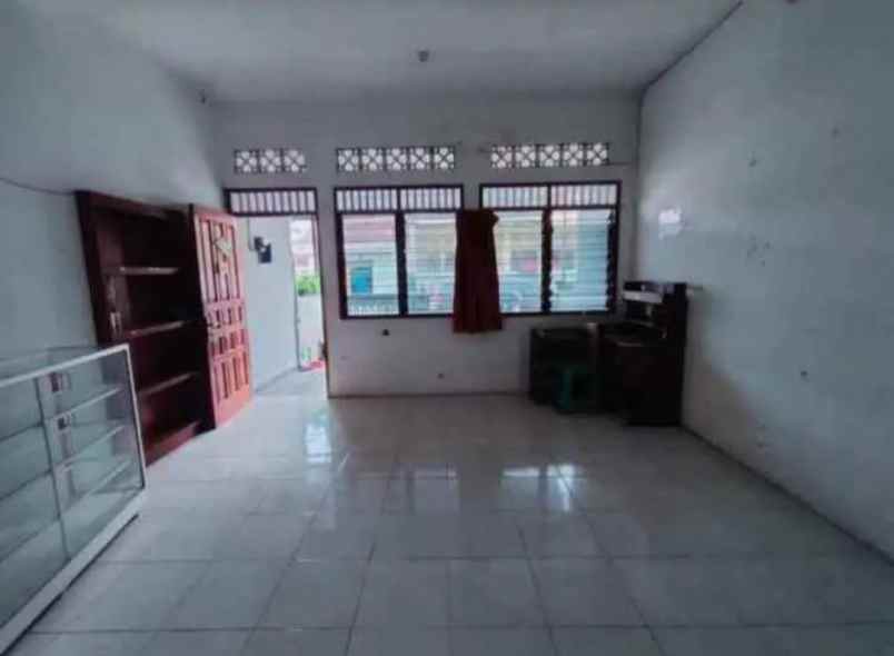 dijual rumah bulustalan