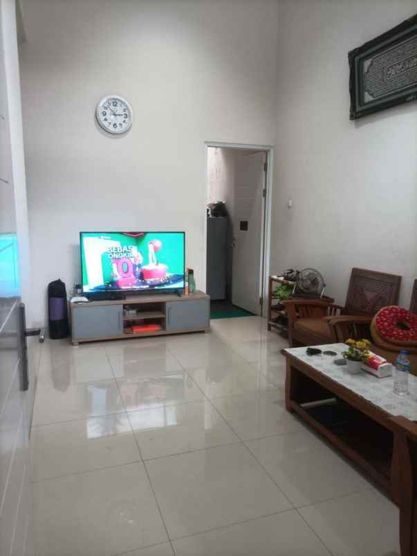 dijual rumah bumi panyawangan