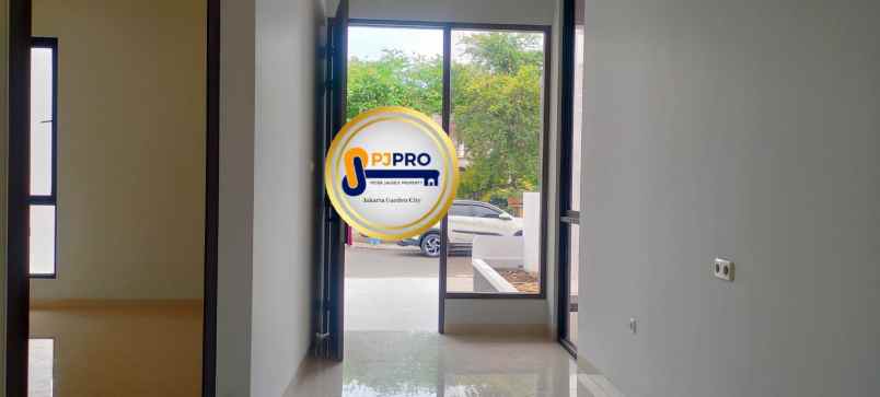 dijual rumah cantik siaphuni di cluster madrid cibubur