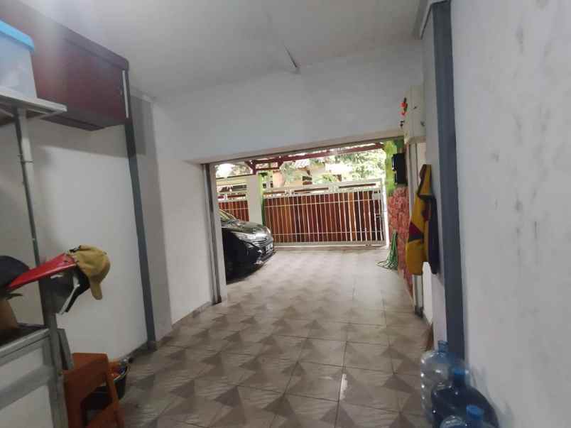 dijual rumah cempaka putih