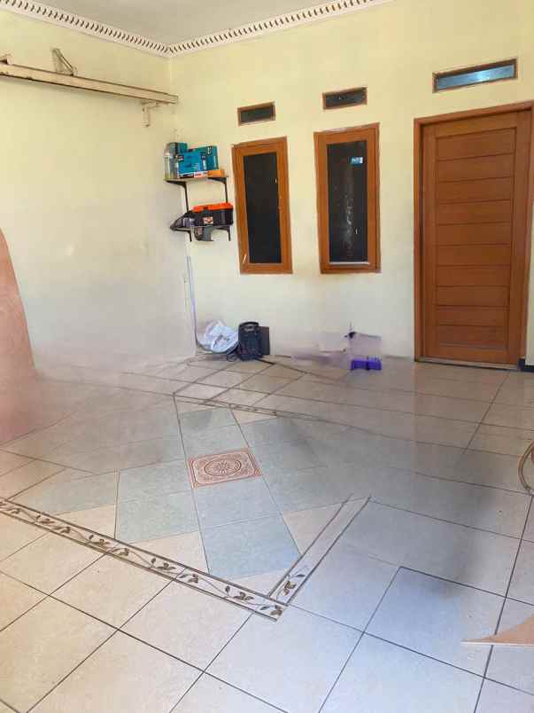 dijual rumah cibabat cimahi