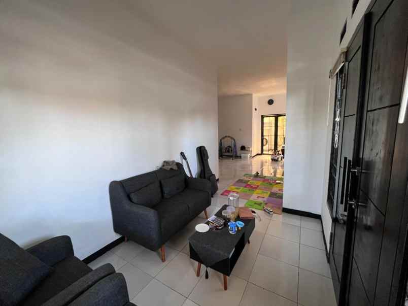 dijual rumah cibaduyut kota bandung