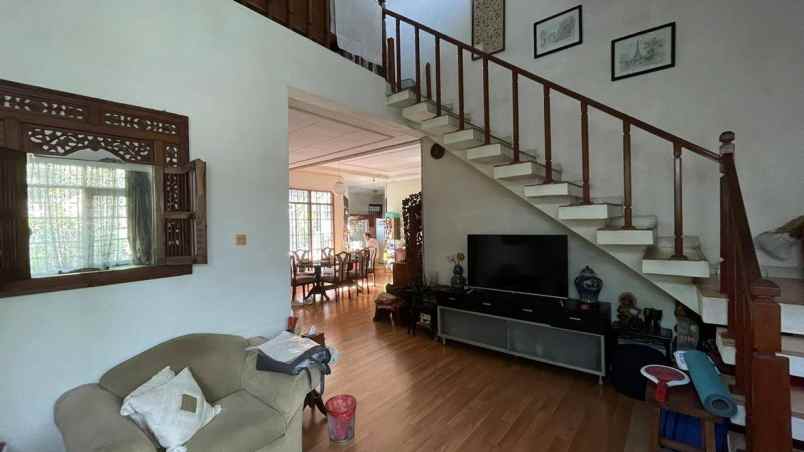 dijual rumah cidamar