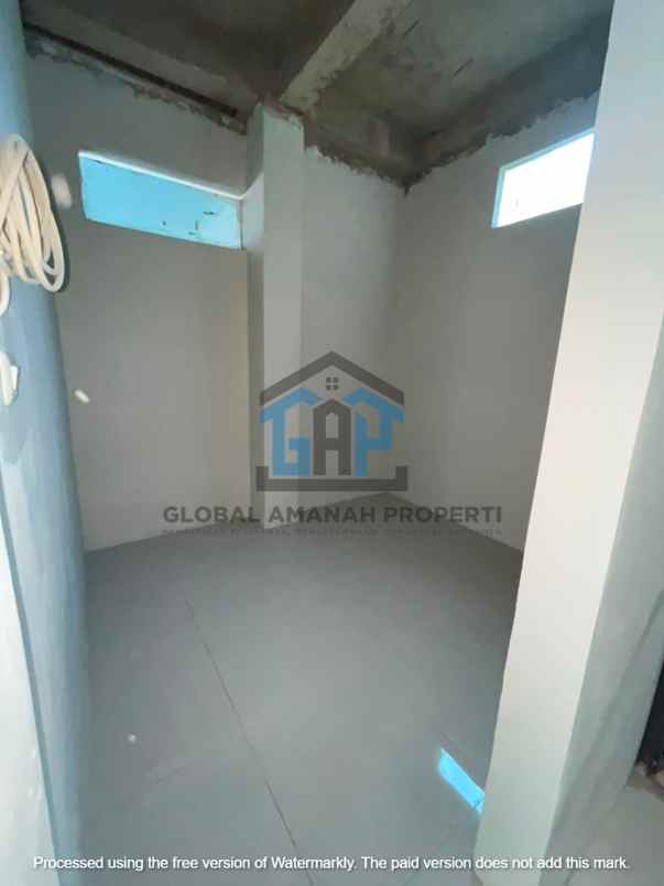 dijual rumah cihanjuang