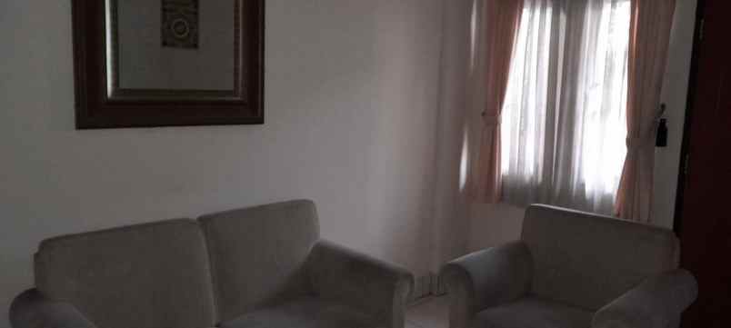 dijual rumah cijagra