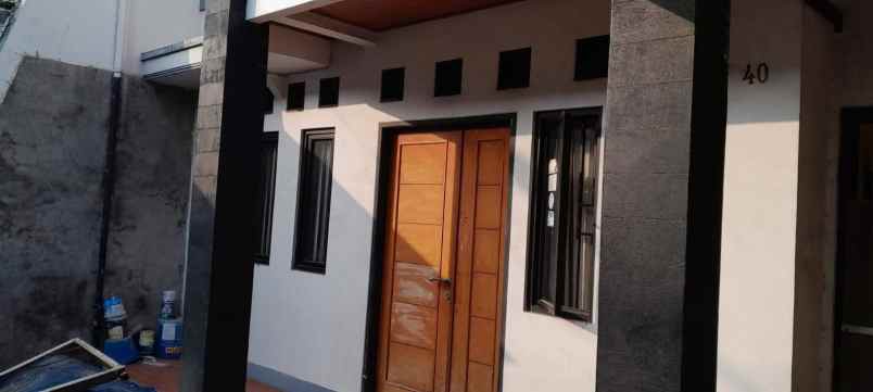 dijual rumah cijagra