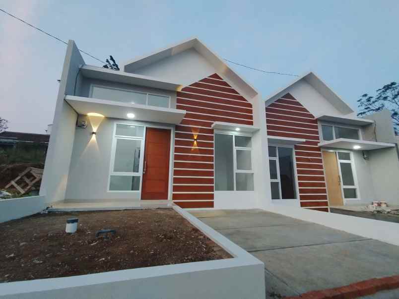 Rumah Baru Cluster Bandung Barat Ngamprah Cuma 300 Jutaan