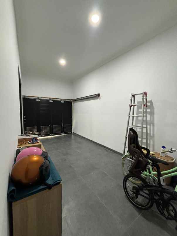 dijual rumah cimanggis