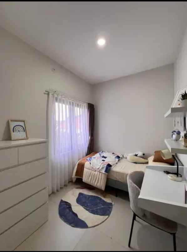 dijual rumah cipayung jakarta timur