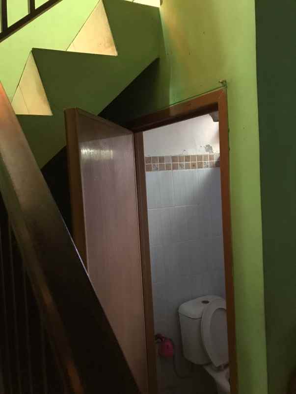 dijual rumah cipedak