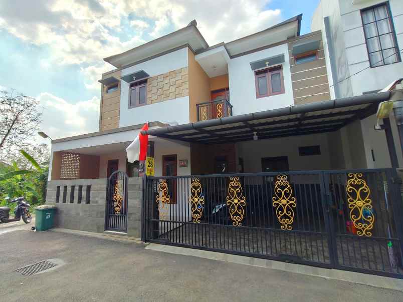 dijual rumah ciracas jakarta timur