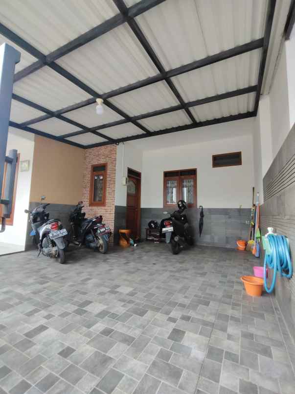 dijual rumah ciracas jakarta timur