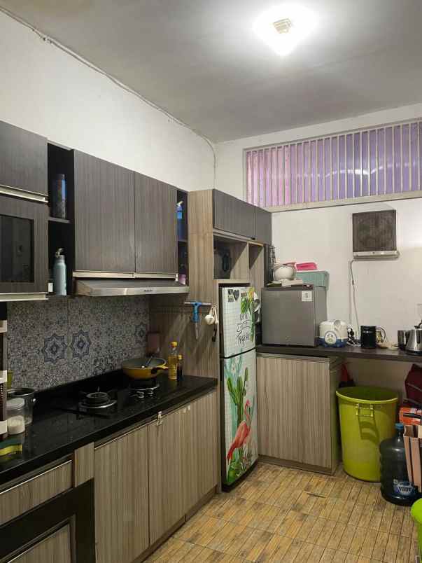 dijual rumah cisaranten kulon