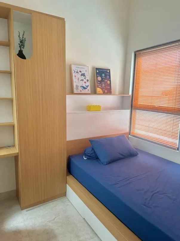 dijual rumah cisaranten kulon