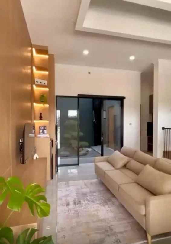 dijual rumah cisaranten kulon