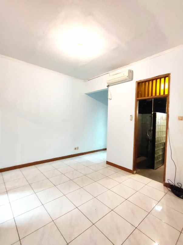 dijual rumah citra garden kalideres