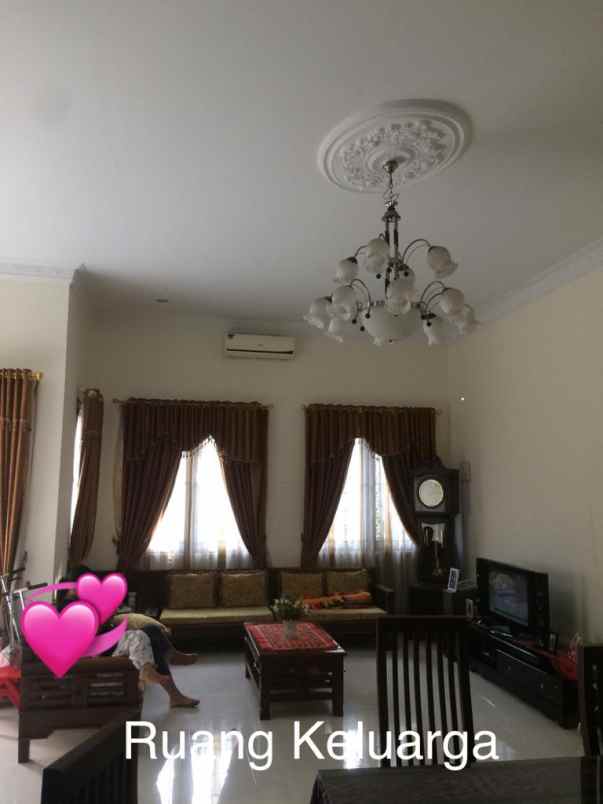 dijual rumah citragran cibubur