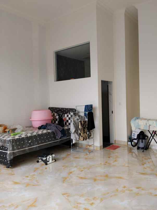 dijual rumah citraland