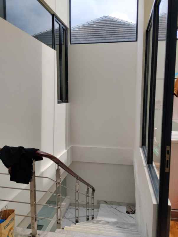 dijual rumah citraland