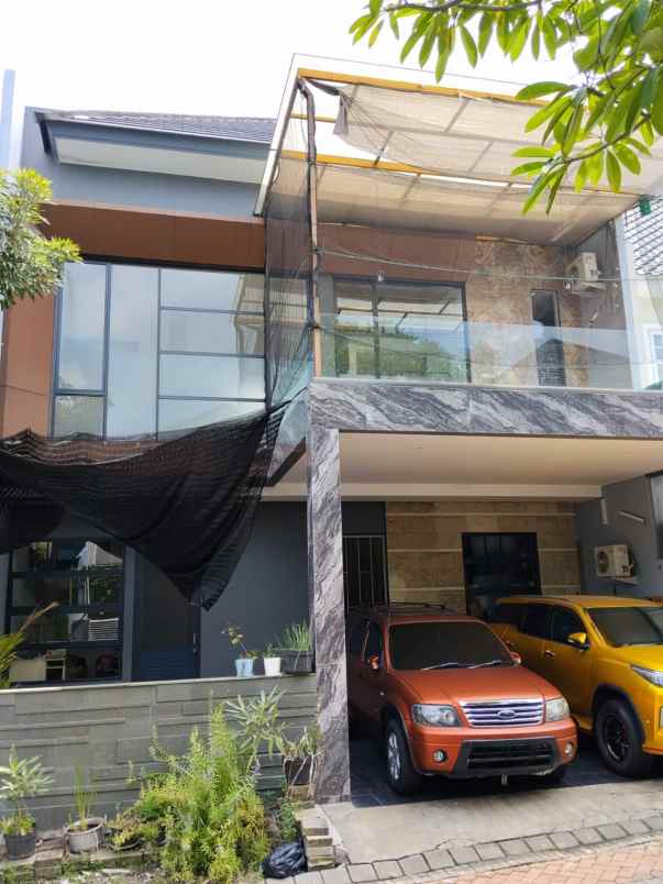 dijual rumah citraland