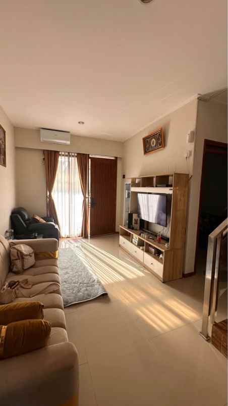 dijual rumah cluster bali garden city