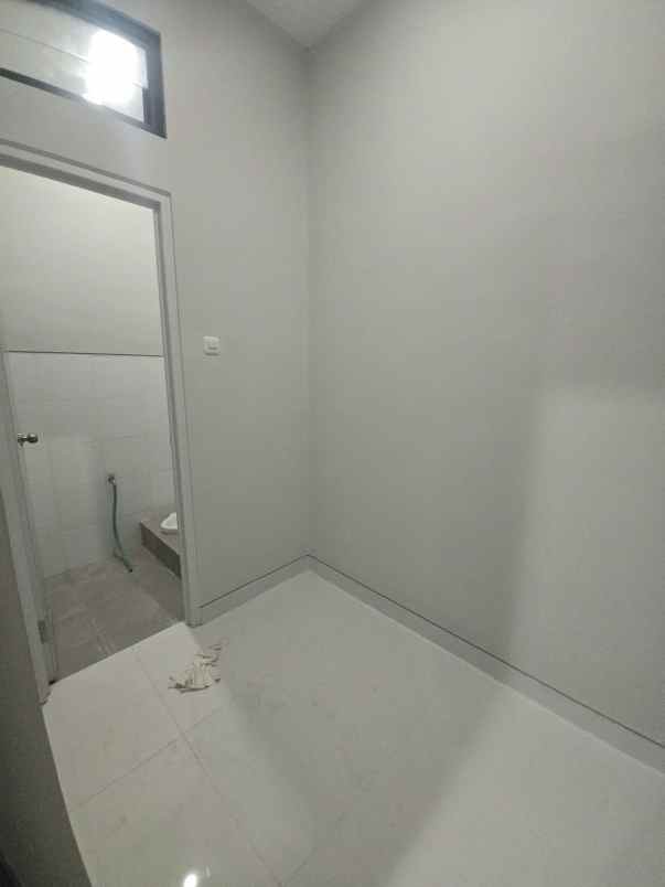 dijual rumah cluster florence pakuwon city