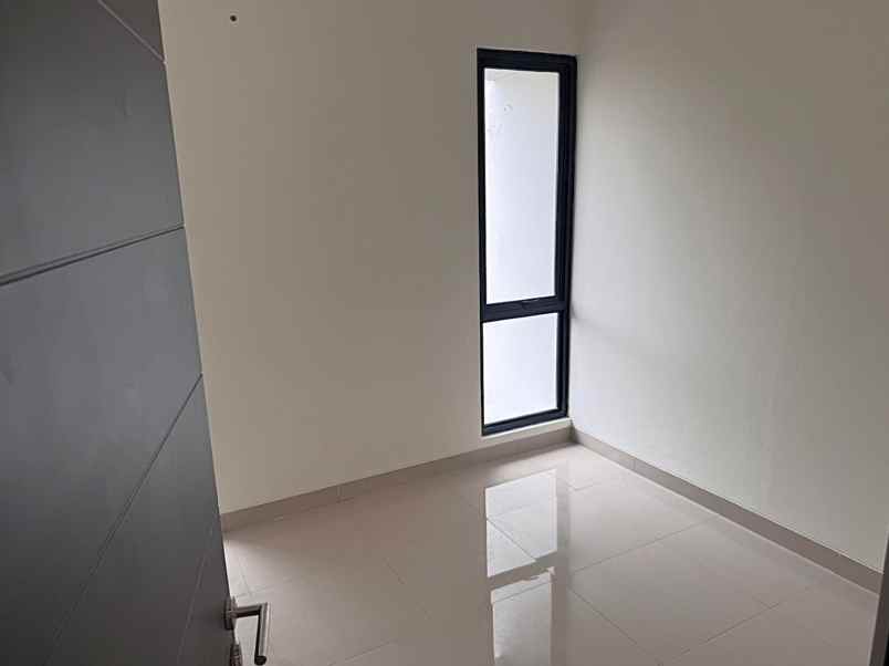 dijual rumah cluster lavesh kota