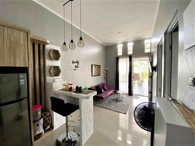 dijual rumah cluster london perumahan