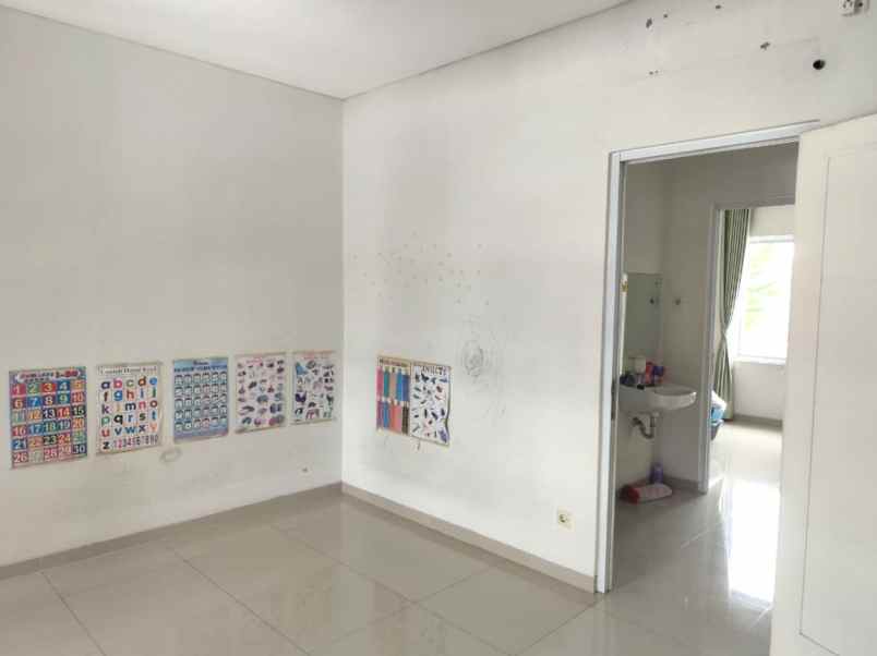 dijual rumah cluster savana metland cakung