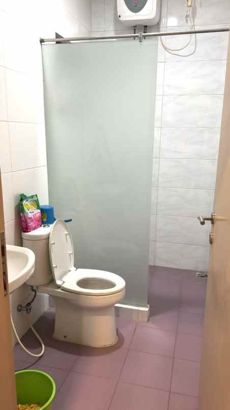 dijual rumah cluster zebrina jgc