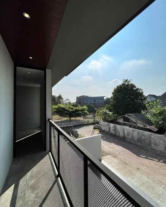 dijual rumah condongcatur kec depok kab