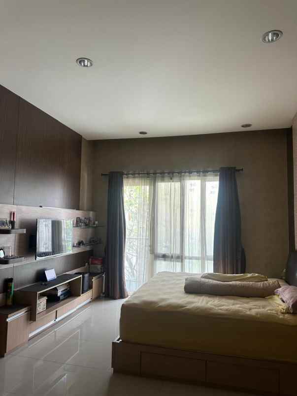dijual rumah daan mogot baru uk 12