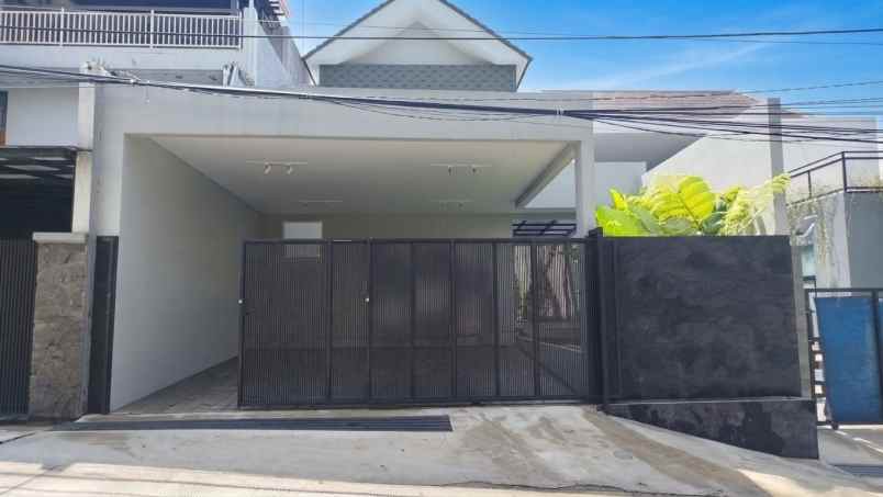 dijual rumah dago bandung utara