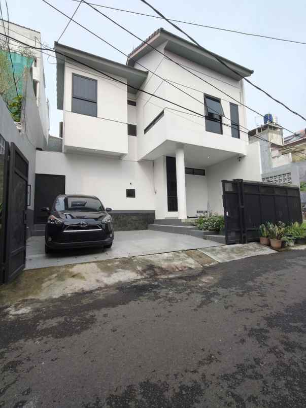 dijual rumah dalam komplek siap huni di rawamangun