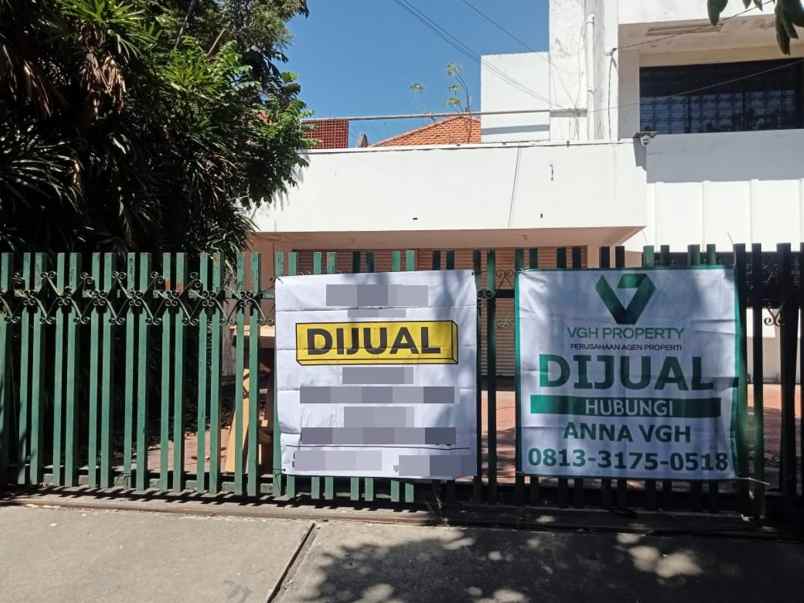 dijual rumah darmo kec wonokromo