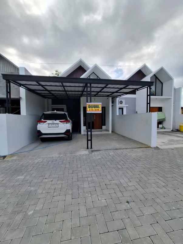 dijual rumah dekat ringroad selatan