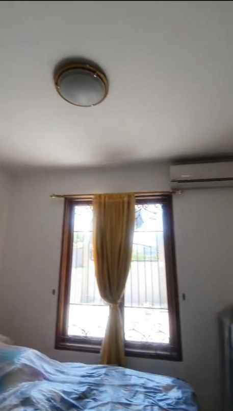 dijual rumah dharmahusada mas