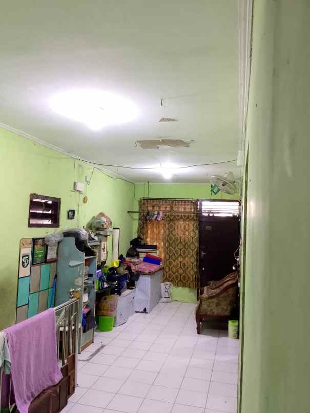 dijual rumah di daerah kebalen surabaya timur