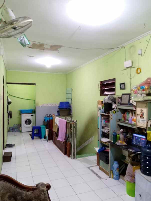 dijual rumah di daerah kebalen surabaya timur