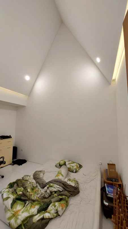 dijual rumah di paradesa cibubur dekat lrt harjamukti