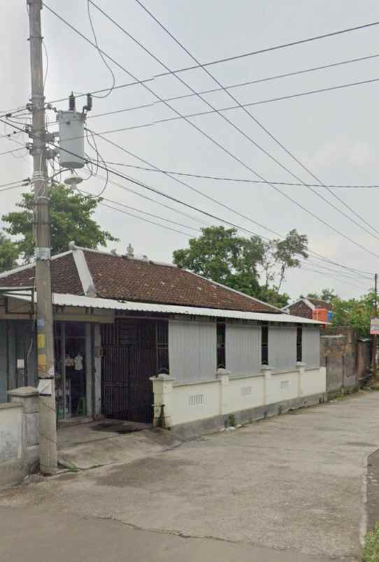 dijual rumah dijual rumah di depan