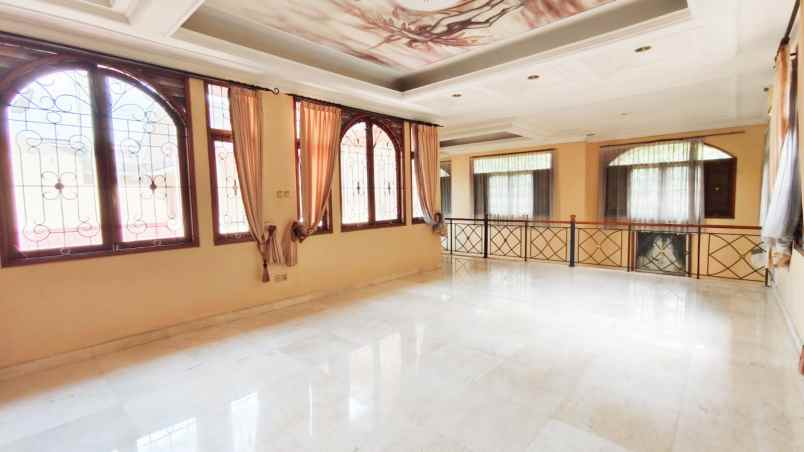 dijual rumah dukuh bima buana lambangsari